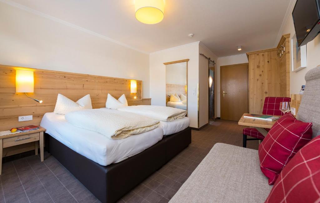 Hotel Garni Entstrasser Кицбюэль Номер фото