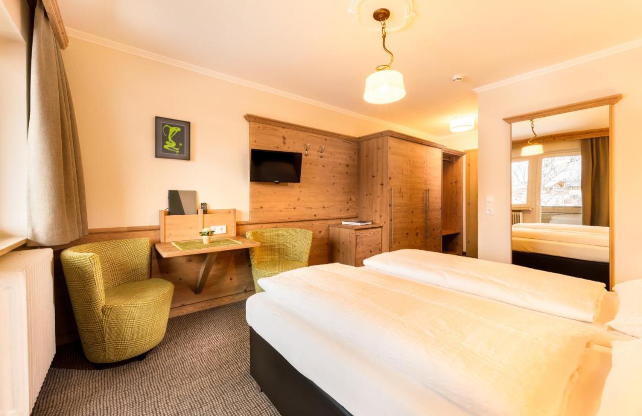 Hotel Garni Entstrasser Кицбюэль Экстерьер фото